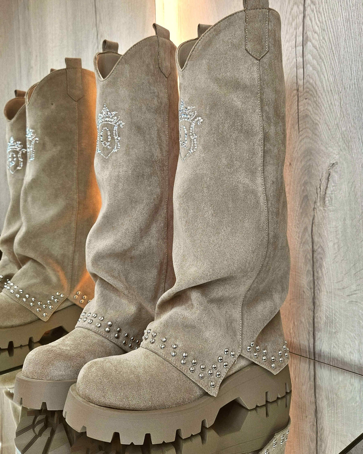 United Queens Royal Glam – Samtstiefel