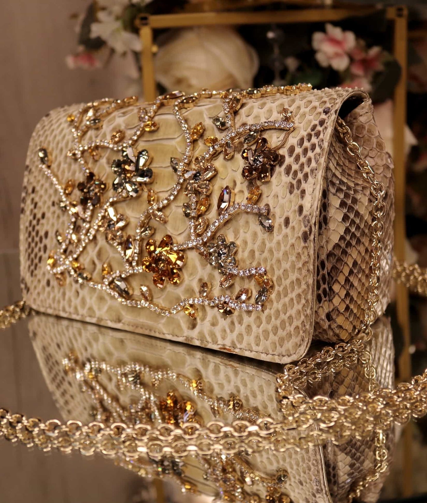 Ghibli Tasche Sonderanfertigung – Ansicht 3 | United Queens