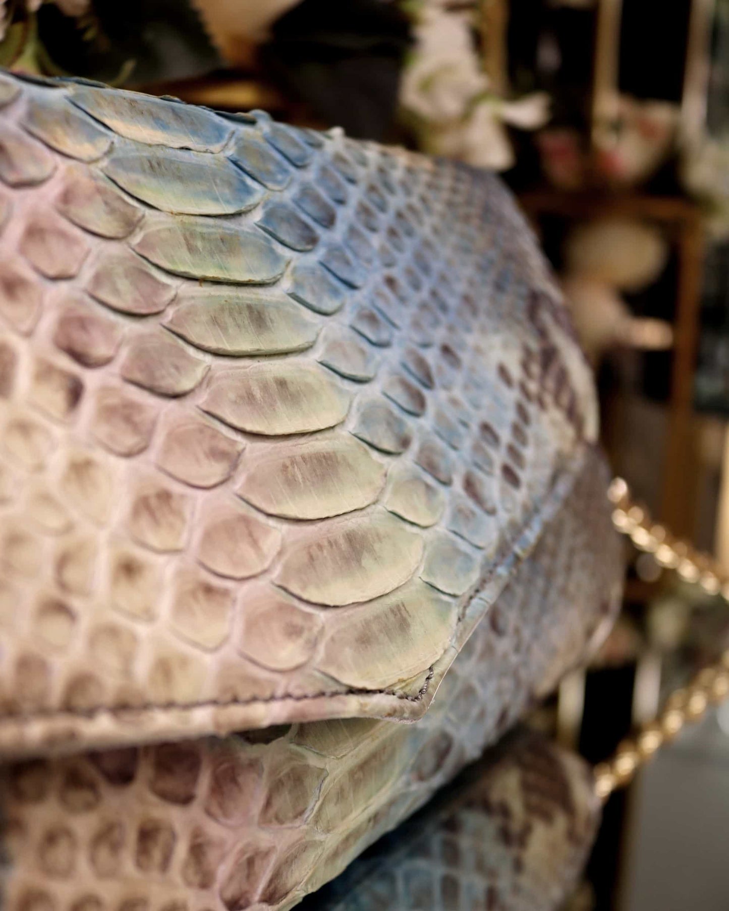 Ghibli Python-Ledertasche Unikat – Ansicht 4 | United Queens