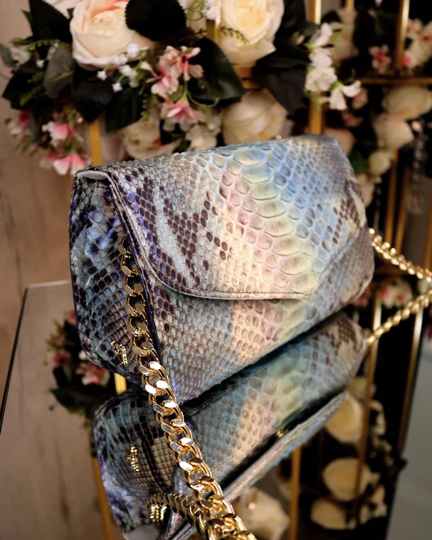 Ghibli Python-Ledertasche Unikat – Ansicht 5 | United Queens
