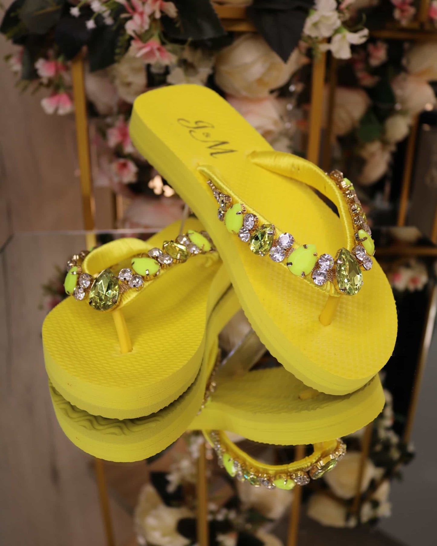 Flip Flops mit Kristallen – Ansicht 4 | United Queens
