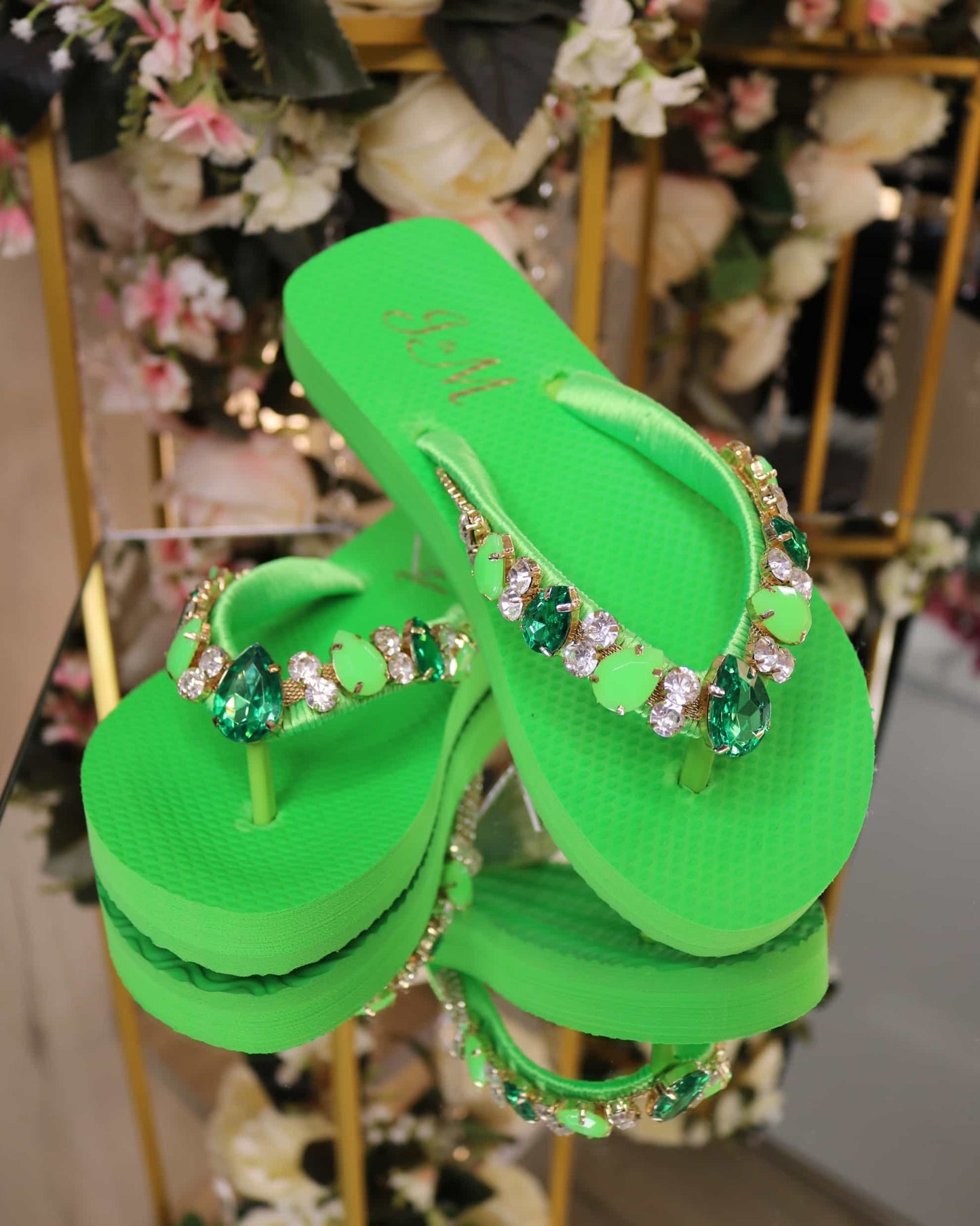 Flip Flops mit Kristallen – Ansicht 3 | United Queens