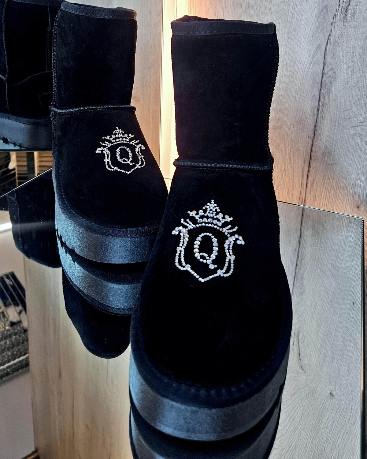 United Queens Royal Snow – Lammfell-Boots