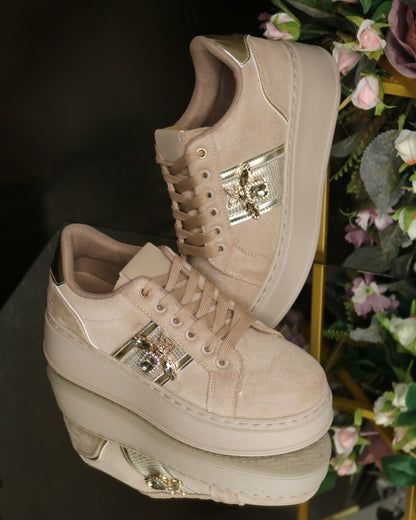 Sneaker mit Kristallbiene – Ansicht 13 | United Queens