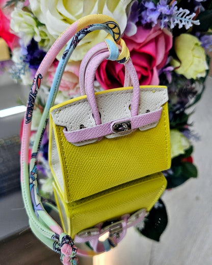 Mini-Tasche Anhänger – Ansicht 5 | United Queens