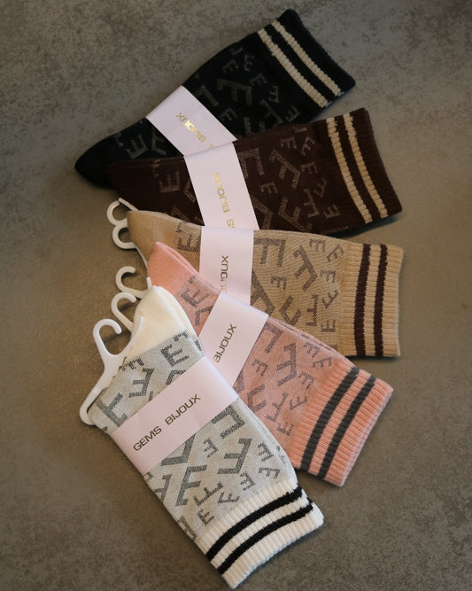 Socken in 5 Farben | United Queens