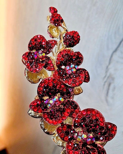 Rote Orchidee Brosche
