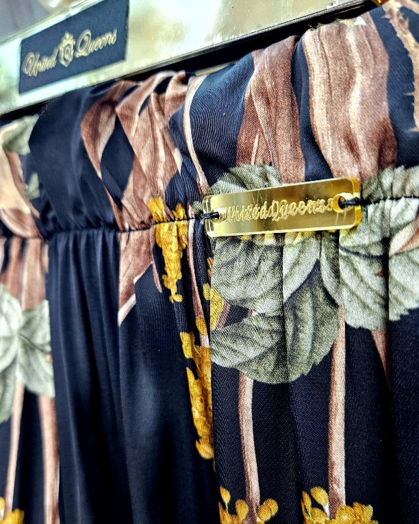 Satin Blumenhose, weiter Schnitt – Ansicht 8 | United Queens