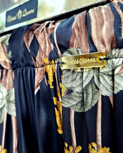 Satin Blumenhose, weiter Schnitt – Ansicht 8 | United Queens